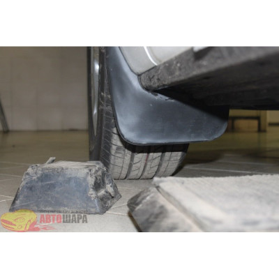 Брызговики передние MAZDA 3 2009-> (полиуретан)